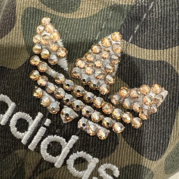 Adidas Green Camouflage Cap with Logo and rhinestones | adjustable - Picture 5 of 7